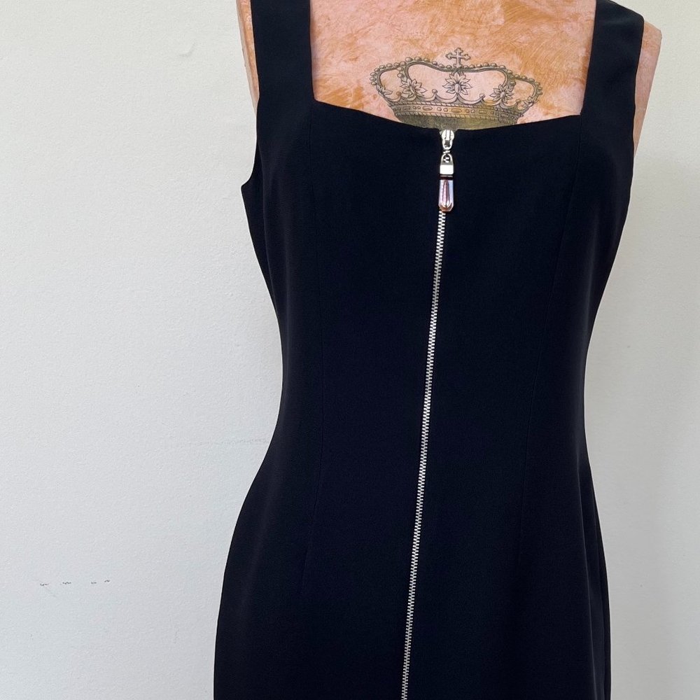 Navy front zipper dress,